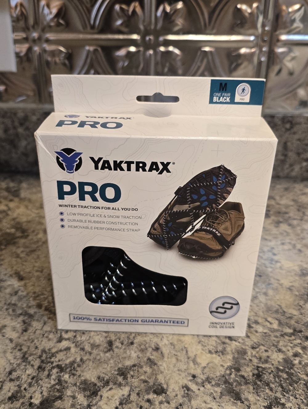New Yaktrax Pro Winter Traction Cleats For Shoes Boots Size Medium